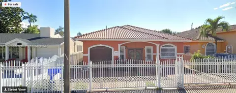 2250 SW 4th St, Miami, FL 33135