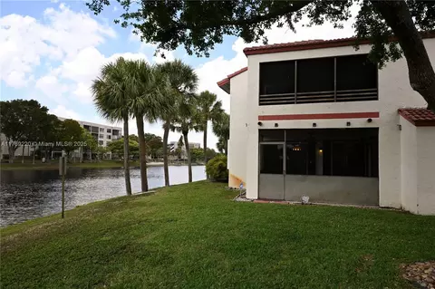 1170 N Hiatus Rd #1170, Pembroke Pines, FL 33026