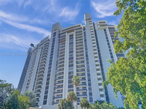 9 Island Ave #2109, Miami Beach, FL 33139