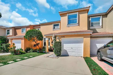 1370 NW 154th Ln, Pembroke Pines, FL 33028