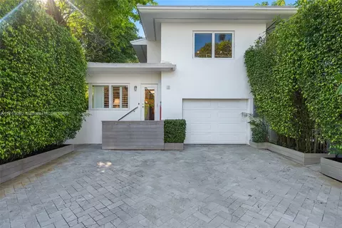 6001 N Bay Rd, Miami Beach, FL 33140