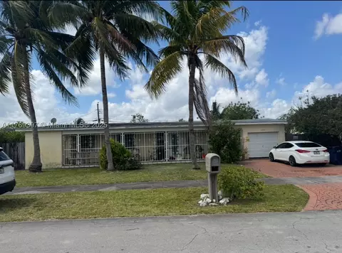 3340 104 Ct, Miami, FL 33165