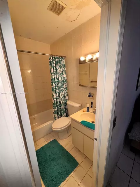 Bath - 30 E 59th St, Hialeah, FL 33013 photo 1 of 3