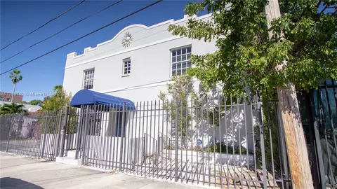 577 NE 62 St #2, Miami, FL 33138