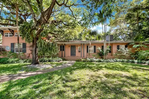 3975 Utopia Ct, Coconut Grove, FL 33133