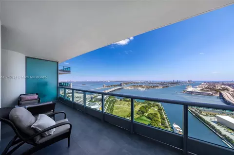 900 Biscayne Blvd #4409, Miami, FL 33132