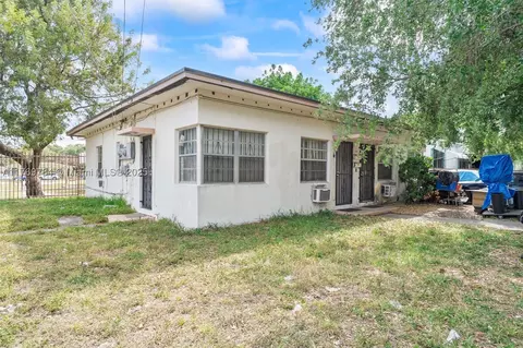 110 NE 68th St, Miami, FL 33138