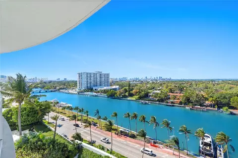 4401 Collins Ave #1017, Miami Beach, FL 33140