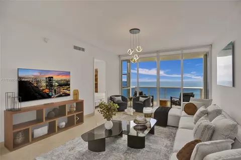 18101 Collins Ave #3504, Sunny Isles Beach, FL 33160