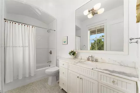 325 Harbor Dr, Key Biscayne, FL 33149 photo 30