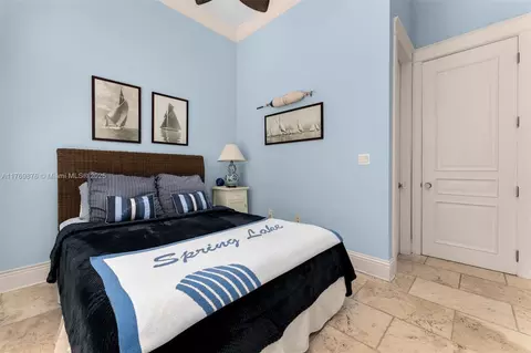 325 Harbor Dr, Key Biscayne, FL 33149 photo 39