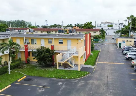 1255 W 49th Pl #G201, Hialeah, FL 33012