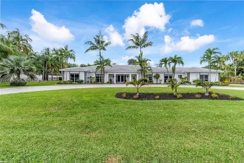 5207 White Oak Ln, Tamarac, FL 33319