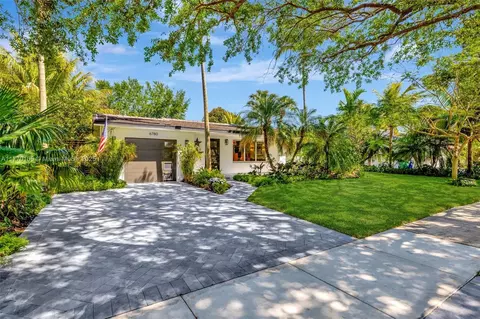 6780 Orchid Dr, Miami Lakes, FL 33014