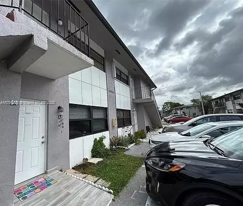 13331 SW 17th Ln #4-2, Miami, FL 33175