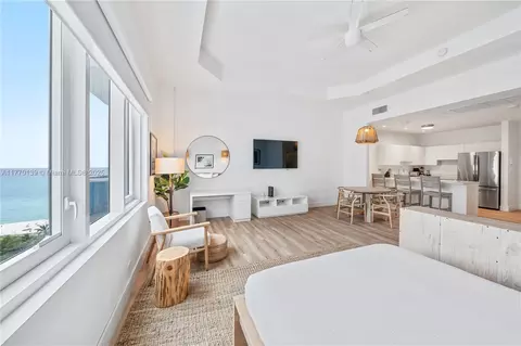 2301 Collins Ave #1622, Miami Beach, FL 33139