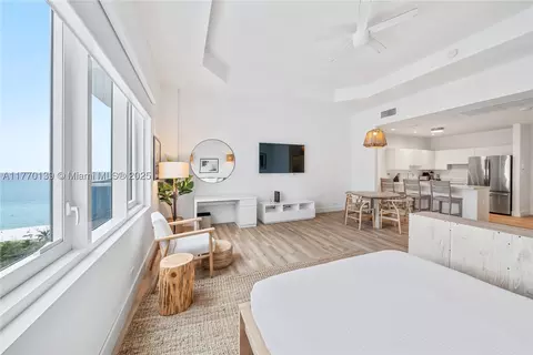 2301 Collins Ave #1622, Miami Beach, FL 33139
