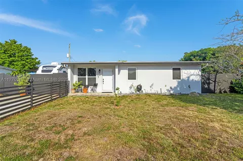 5491 SW 90th Ct, Miami, FL 33165