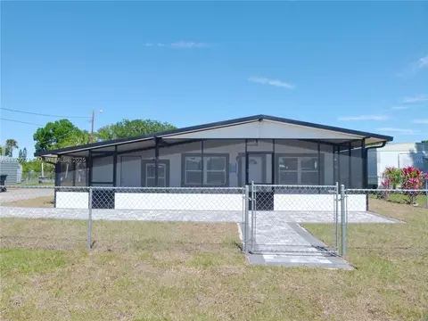 2203 SE 8th Ave, Okeechobee, FL 34974 photo 1