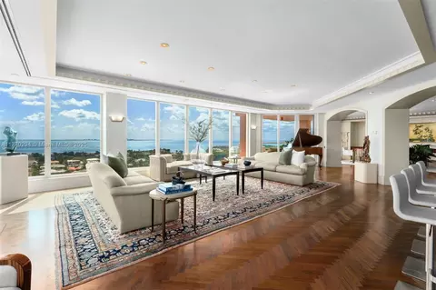 10 Edgewater Dr #16K, Coral Gables, FL 33133
