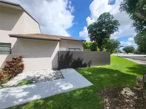 6715 SW 137th Ct #15A, Miami, FL 33183