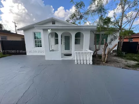 1015 NW 59th St, Miami, FL 33127