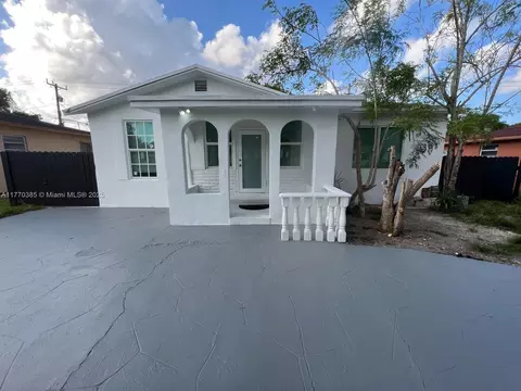 1015 NW 59th St, Miami, FL 33127