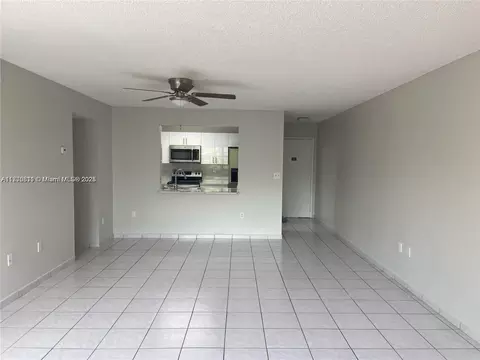 400 W Park Dr #202, Miami, FL 33172