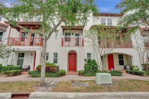 2812 SW 119th Way, Miramar, FL 33025