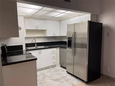 6175 NW 57th St #116, Tamarac, FL 33319