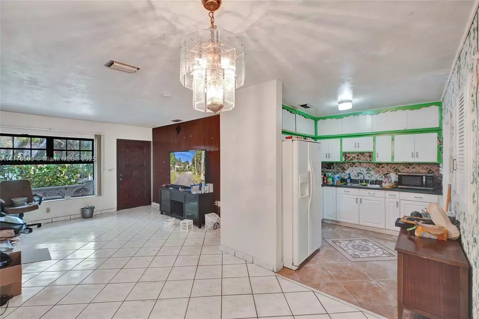 Living - 1930 NW 132nd St, Miami, FL 33167 photo 2 of 3