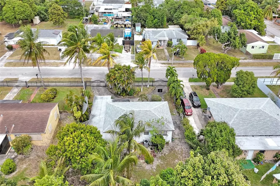 View/Area - 1930 NW 132nd St, Miami, FL 33167 photo 4 of 7