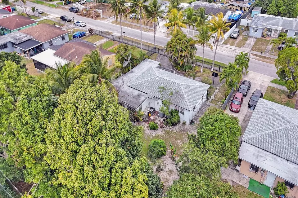 View/Area - 1930 NW 132nd St, Miami, FL 33167 photo 5 of 7