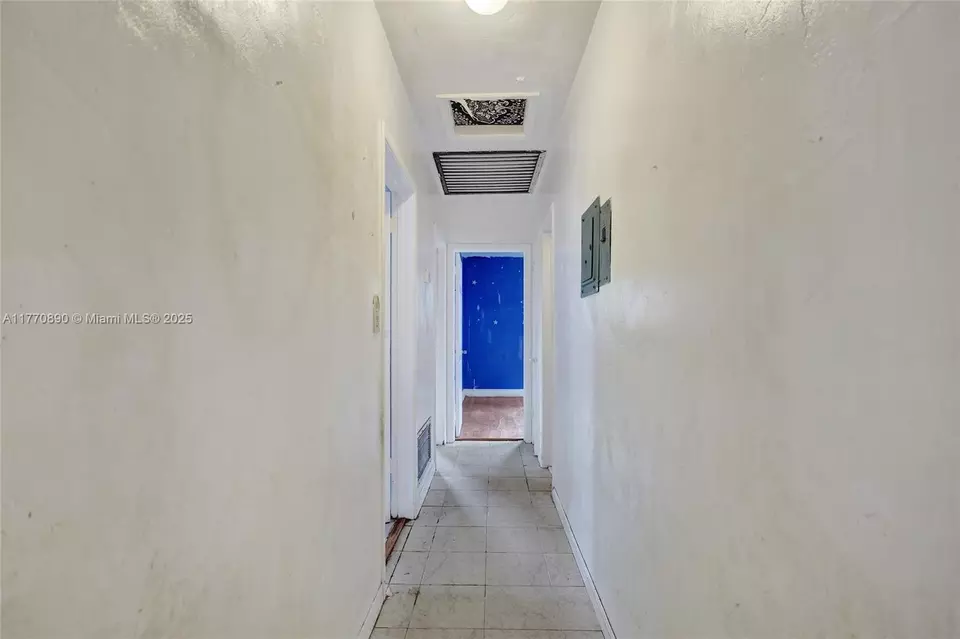 Entry Way - 1930 NW 132nd St, Miami, FL 33167 photo 3 of 3