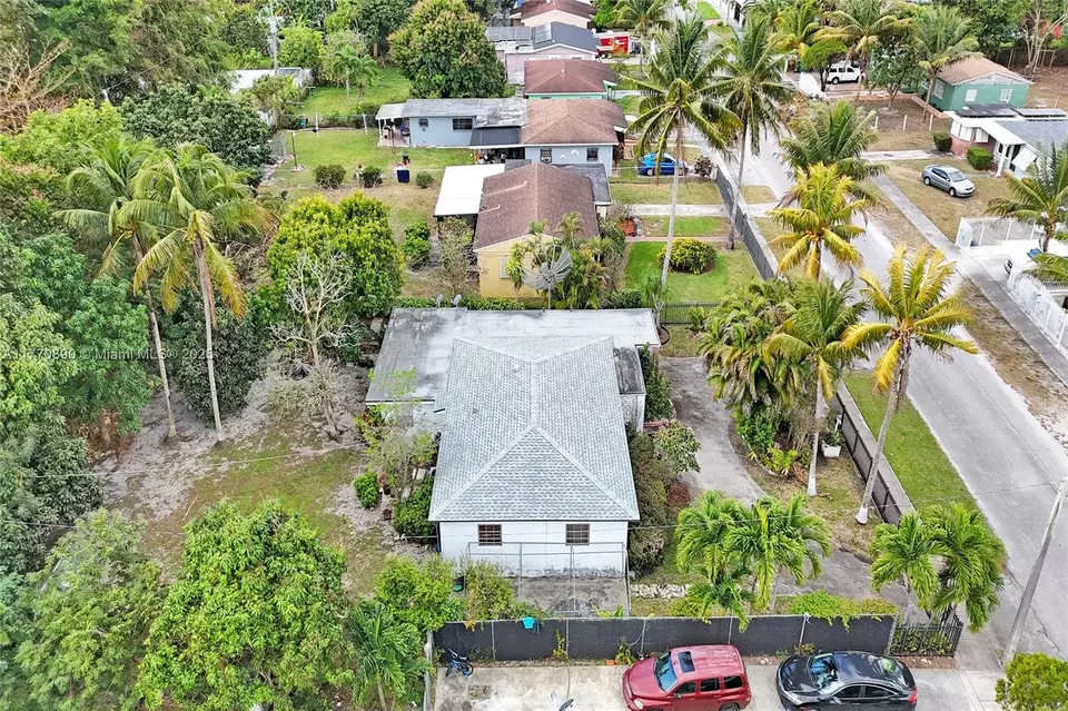 View/Area - 1930 NW 132nd St, Miami, FL 33167 photo 6 of 7