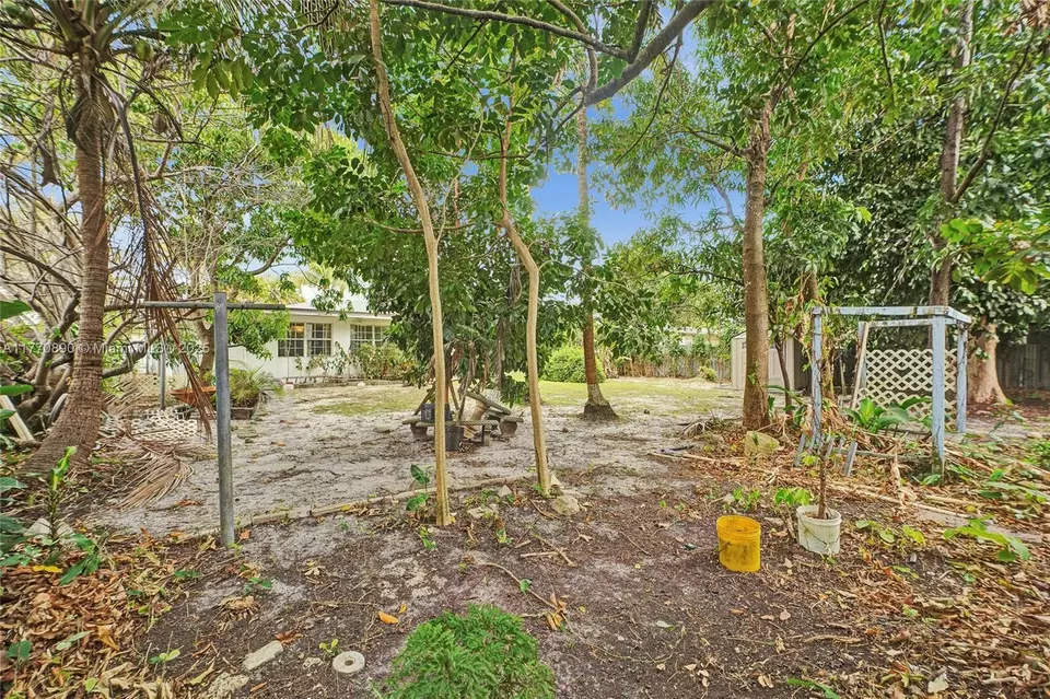 Exterior - 1930 NW 132nd St, Miami, FL 33167 photo 12 of 12