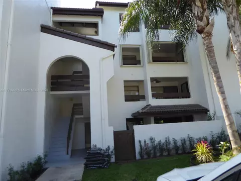 9140 SW 123rd Ct #301, Miami, FL 33186