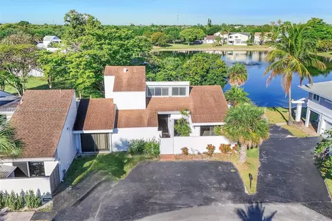 20414 SW 85th Ave, Cutler Bay, FL 33189