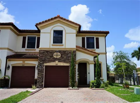 3365 W 91 Ter, Hialeah, FL 33018 photo 1
