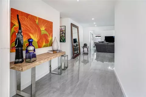 Entry Way - 1990 NE 35th St, Lighthouse Point, FL 33064 photo 1 of 1