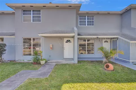 19402 SW 103rd Ct #F, Cutler Bay, FL 33157