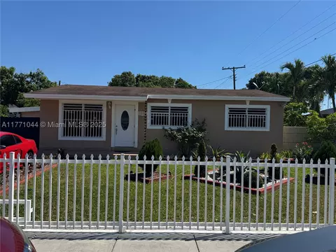 5665 E 7th Ave, Hialeah, FL 33013