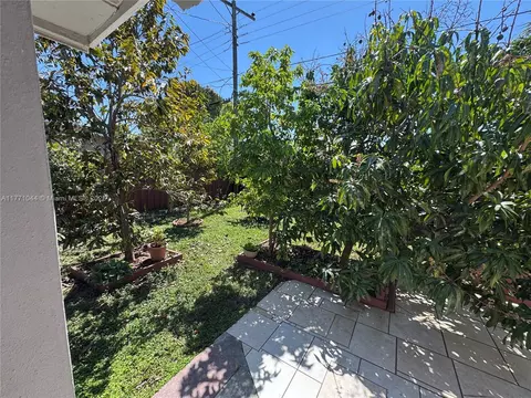 5665 E 7th Ave, Hialeah, FL 33013 photo 9