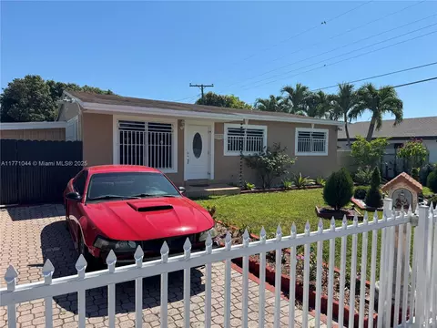 5665 E 7th Ave, Hialeah, FL 33013 photo 2