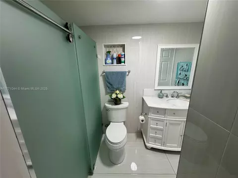 5665 E 7th Ave, Hialeah, FL 33013 photo 15