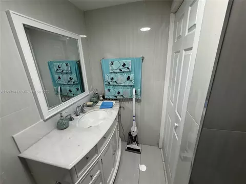 5665 E 7th Ave, Hialeah, FL 33013 photo 14