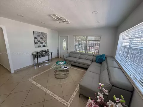 5665 E 7th Ave, Hialeah, FL 33013 photo 22