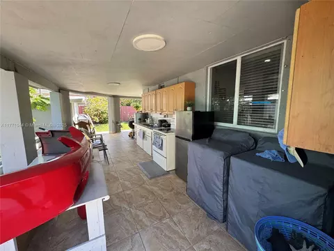 5665 E 7th Ave, Hialeah, FL 33013 photo 3