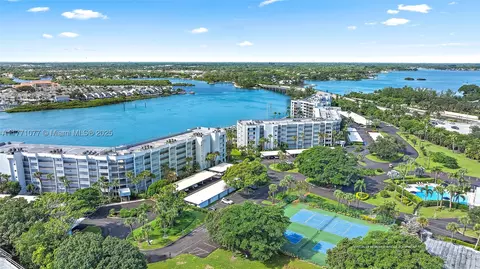 1748 Jupiter Cove Dr #517A, Jupiter, FL 33469