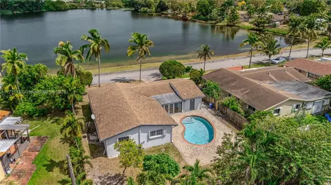 18400 NE 8th Ave, North Miami Beach, FL 33179